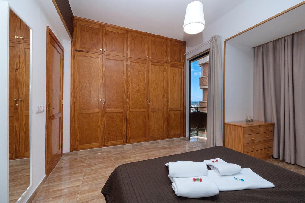 Apartamentos Vacacionales Las Palmas Urban Center Kültér fotó